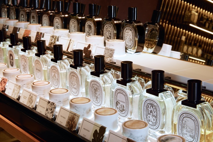 diptyque opens new flagship store and collaborates w/ French artist ...