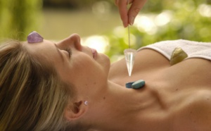 Reiki, Lithotherapy, Aromatherapy...  the methods to feel better