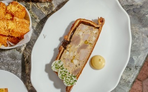 La Terrace by Louise : j’y suis allée pour le pâté en croûte, j’ai aussi adoré les Saint-Jacques, et j’ai reréservé une table dans la foulée